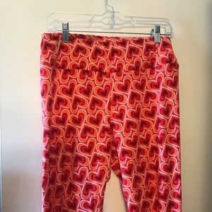 LuLaRoe Valentine’s Day Heart Leggings